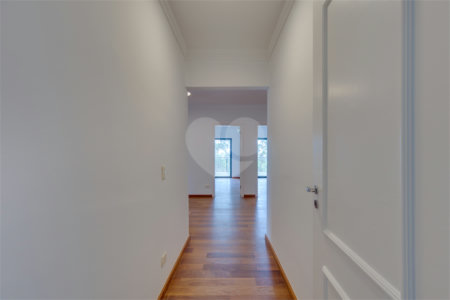 Apartamento à venda com 4 suítes em Jardim Marajoara, São Paulo, SP