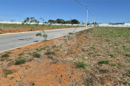 Terreno à venda em Loteamento Residencial Tivolli, Itapetininga, SP