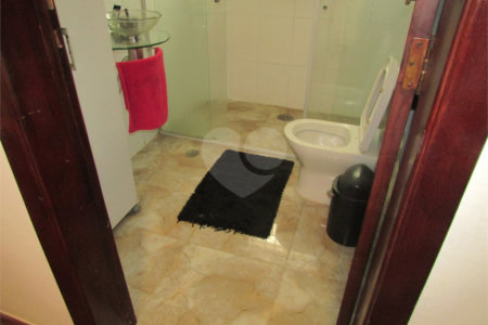Sobrado à venda com 2 quartos, sendo 1 suíte, em Cerqueira César, São Paulo, SP