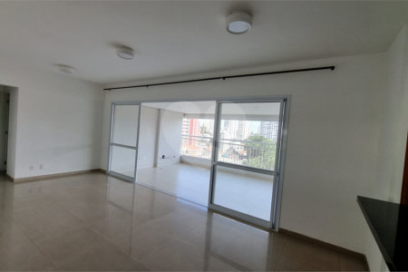 Apartamento à venda com 3 suítes em Santa Teresinha, São Paulo, SP