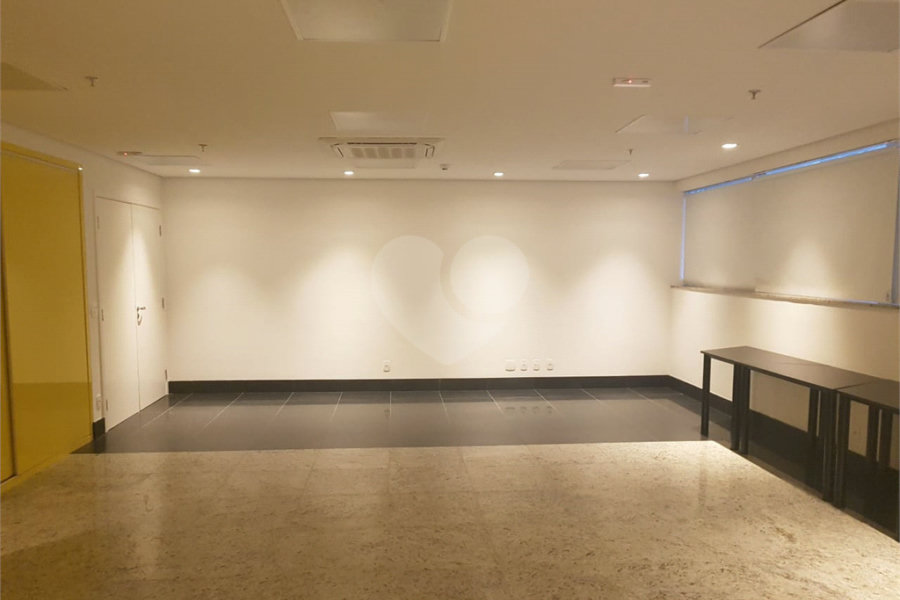 Sala à venda em Santana, São Paulo, SP