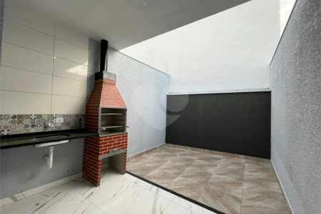 Casa de Vila à venda com 2 quartos, sendo 1 suíte,  em Jardim das Orquídeas, Sorocaba, SP