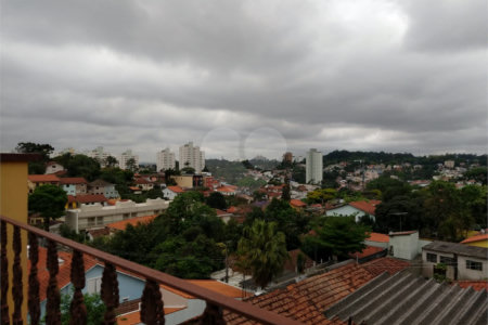 Casa à venda com 3 quartos, sendo 1 suíte, em Vila Irmãos Arnoni, São Paulo, SP