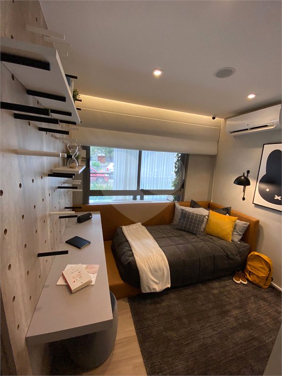 Apartamento à venda com 3 suítes em Campo Belo, São Paulo, SP