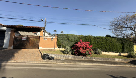 Casa à venda ou para alugar com 2 quartos, sendo 1 suíte,  no condomínio Acmti - Colinas do Mosteiro, Terras de Itaici e Recanto dos Pássaros, Indaiatuba - SP