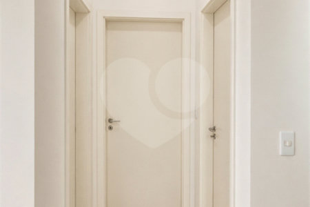 Apartamento à venda com 2 quartos no Centro-sul, Várzea Grande, MT