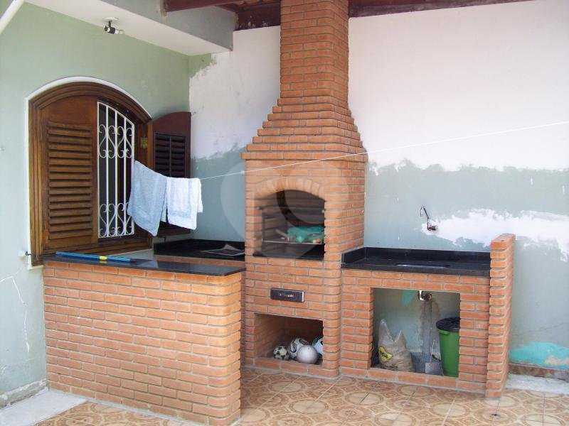 Sobrado à venda com 3 suítes em Carandiru, São Paulo, SP