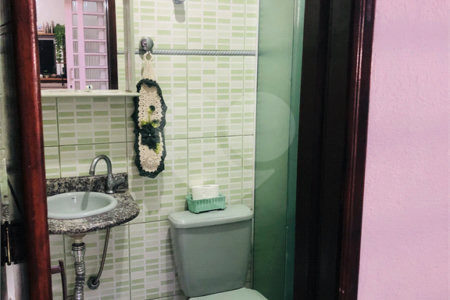 Casa à venda com 3 quartos, sendo 1 suíte, em Vila Suissa, Mogi das Cruzes, SP