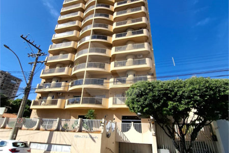 Apartamento à venda com 3 quartos, sendo 1 suíte, no Centro, Araraquara, SP