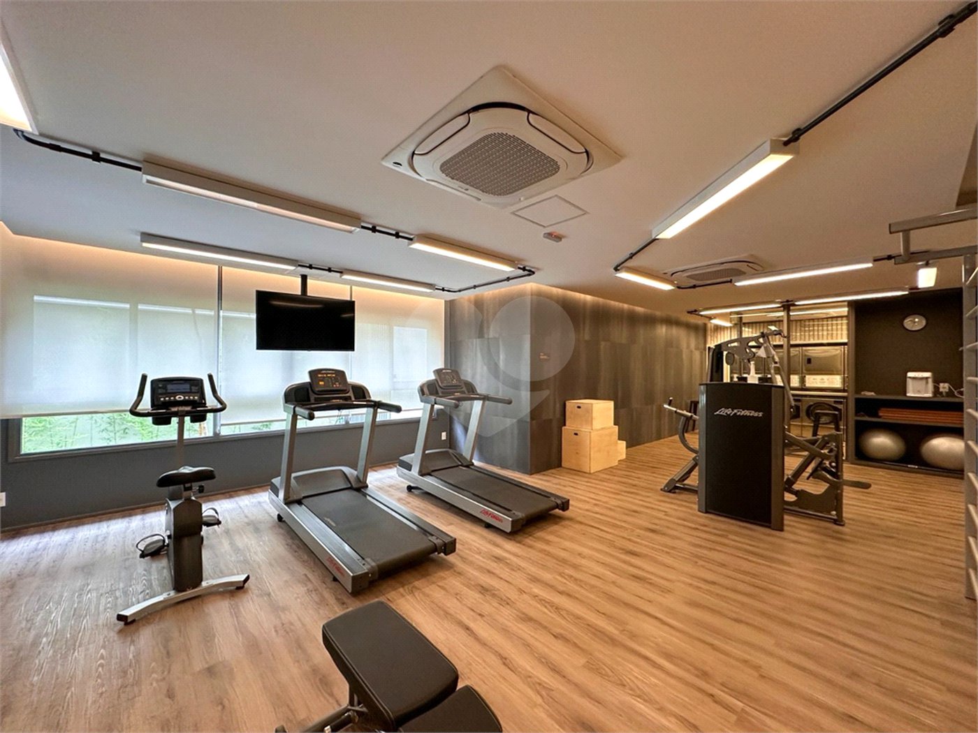 Apartamento à venda ou para alugar com 1 suíte em Campo Belo, São Paulo, SP