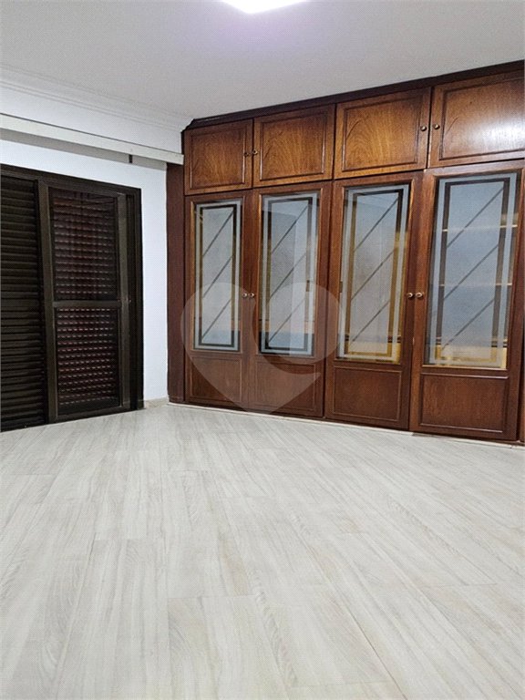 Apartamento à venda com 3 quartos, sendo 1 suíte, em Anália Franco, São Paulo, SP