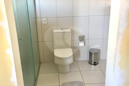 Casa à venda com 2 quartos, sendo 1 suíte, em Socorro, São Paulo, SP