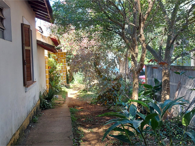 Casa Térrea à venda com 3 quartos em Campo Grande, São Paulo, SP