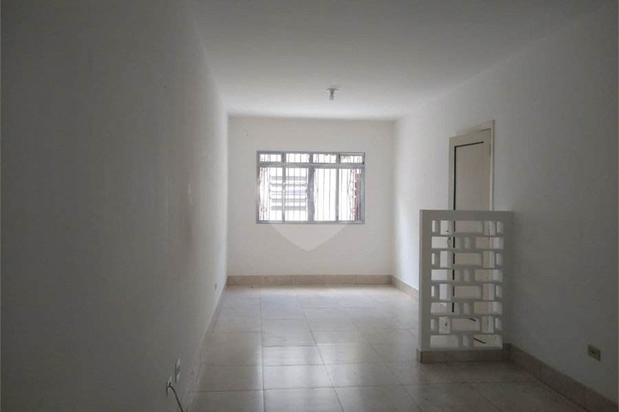 Sobrado à venda com 3 quartos em Chácara Santo Antônio, São Paulo, SP