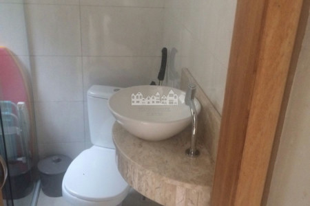 Casa à venda com 2 suítes em Nova Cerejeira, Atibaia, SP