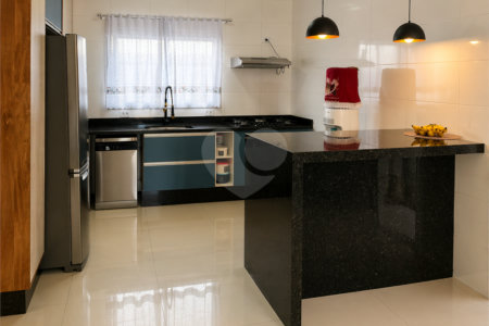 Casa à venda com 3 quartos, sendo 1 suíte, no condomínio Golden Park Residence, Sorocaba - SP