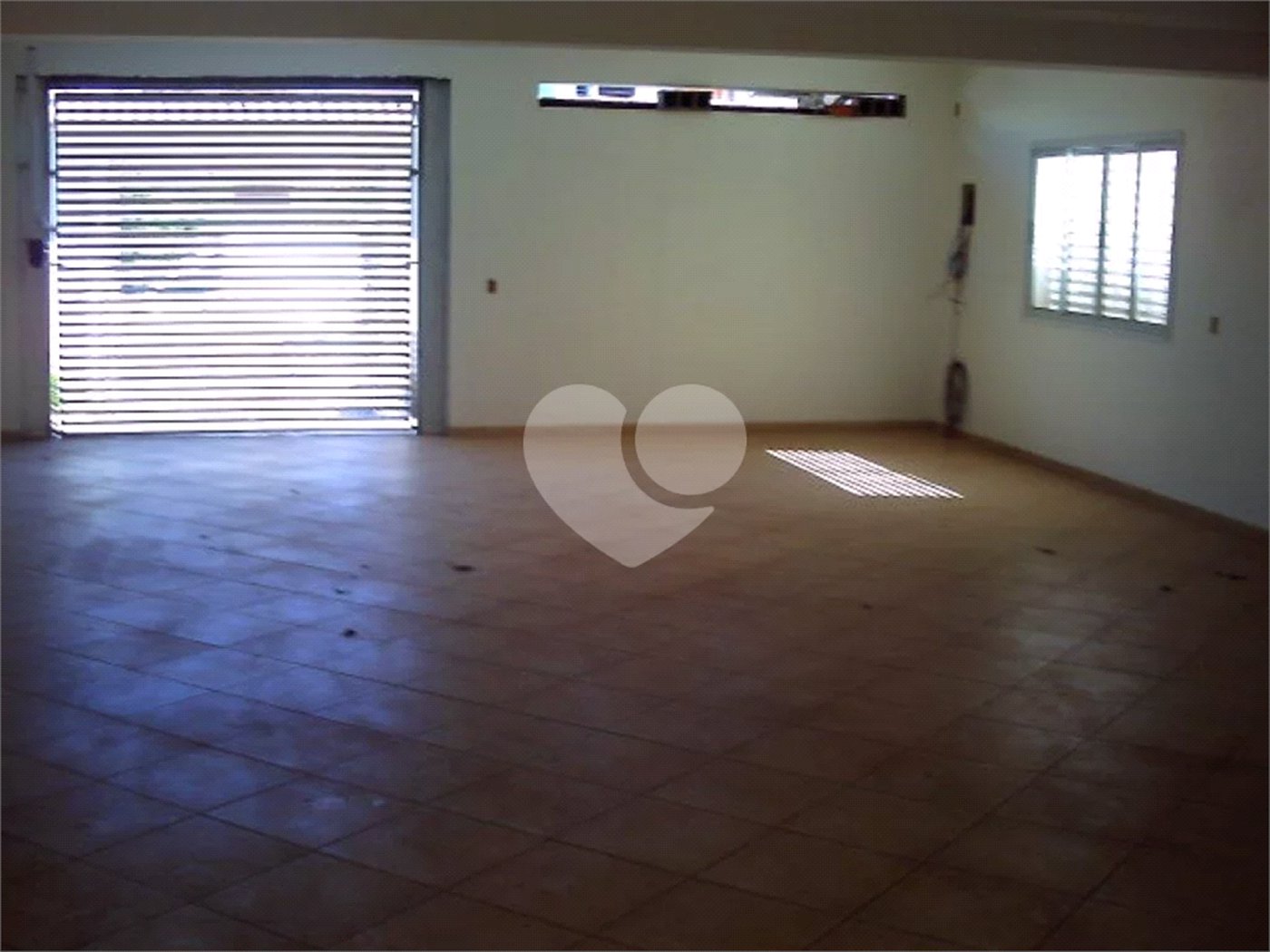 Sobrado à venda com 3 quartos, sendo 1 suíte, em Tremembé, São Paulo, SP