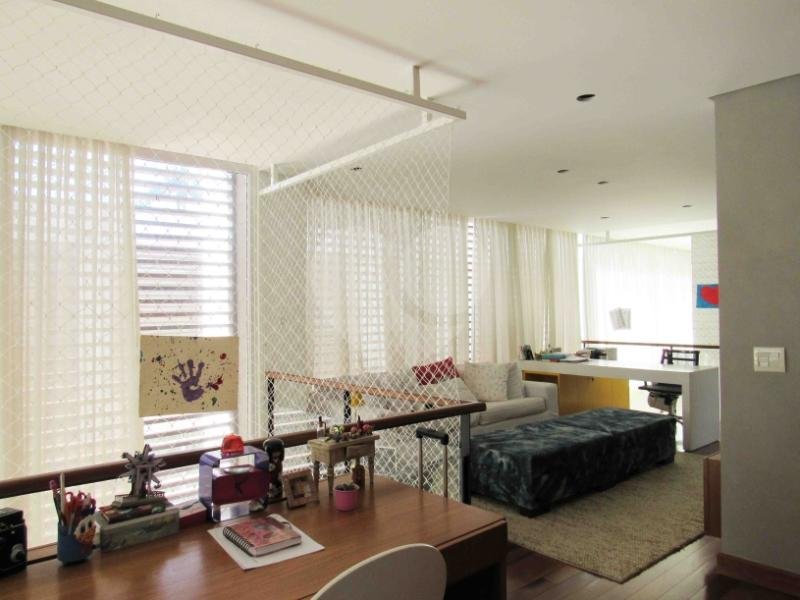 Casa à venda com 4 suítes no condomínio Bauhaus, São Paulo - SP