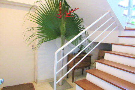 Casa à venda com 3 quartos, sendo 1 suíte, em Guarapiranga, São Paulo, SP