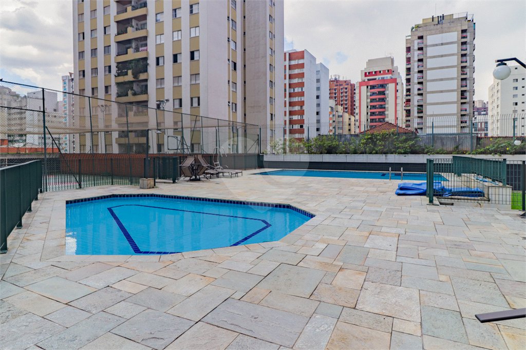 Cobertura à venda com 4 quartos, sendo 2 suítes,  em Perdizes, São Paulo, SP