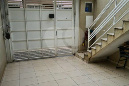 Sobrado à venda com 3 quartos, sendo 1 suíte, em Vila Gustavo, São Paulo, SP