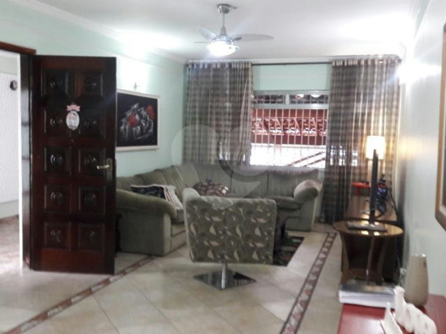 Sobrado à venda com 3 quartos, sendo 1 suíte,  em Vila Harmonia, Guarulhos, SP