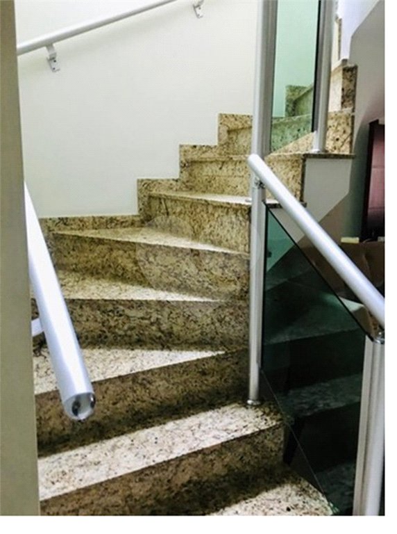 Sobrado à venda com 3 quartos, sendo 1 suíte, em Jaçanã, São Paulo, SP