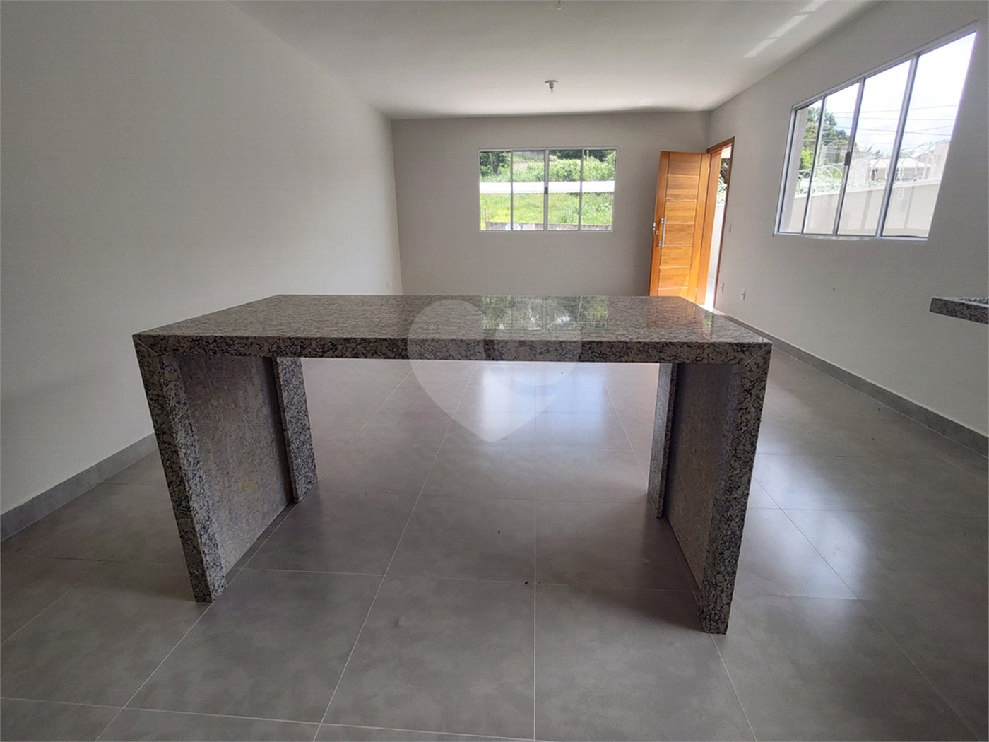 Casa Térrea à venda com 3 suítes em Jardim do Lago, Atibaia, SP