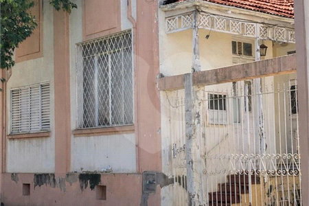 Casa à venda com 3 quartos no Centro, Araraquara, SP
