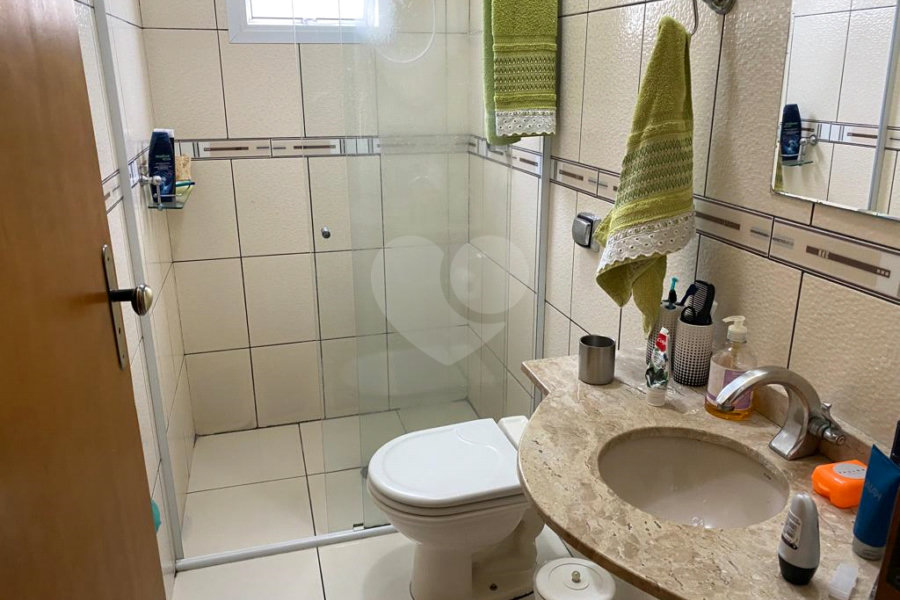 Sobrado à venda com 3 quartos, sendo 1 suíte, em Horto, São Paulo, SP