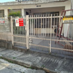Casa à venda com 2 quartos, sendo 1 suíte, em Vila Galvão, Guarulhos, SP