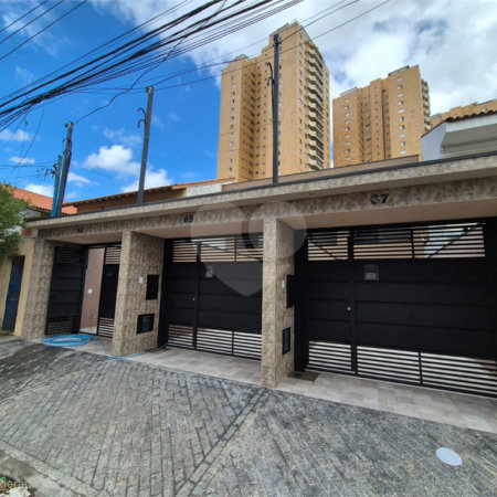 Sobrado à venda com 2 suítes em Vila Polopoli, São Paulo, SP