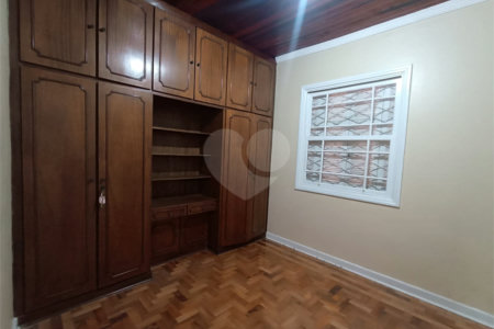 Casa à venda com 3 quartos, sendo 2 suítes,  no Centro, Itapetininga, SP