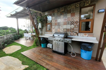 Casa à venda com 5 quartos, sendo 4 suítes,  em Albatroz, Armação dos Búzios, RJ