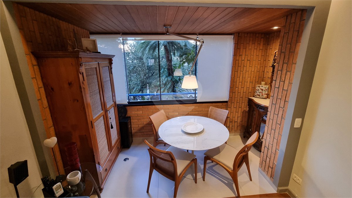 Apartamento à venda com 3 quartos, sendo 1 suíte,  em Brooklin Paulista, São Paulo, SP