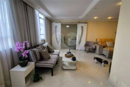 Apartamento à venda com 3 quartos, sendo 1 suíte, em Mooca, São Paulo, SP