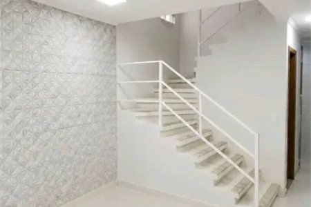 Sobrado à venda com 2 quartos em Jardim San Ressore (caucaia do Alto), Cotia, SP