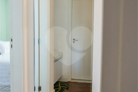 Apartamento à venda com 2 quartos, sendo 1 suíte, em Pinheiros, São Paulo, SP