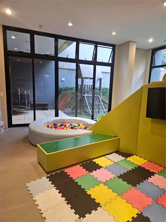 Apartamento à venda com 2 quartos, sendo 1 suíte,  em Pinheiros, São Paulo, SP