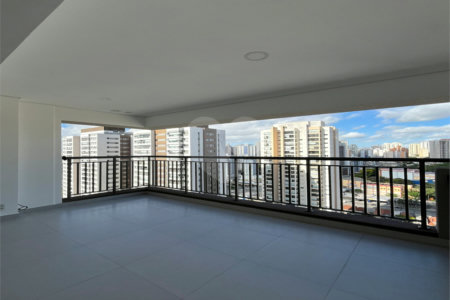 Apartamento à venda com 3 quartos, sendo 1 suíte, em Jardim Prudência, São Paulo, SP