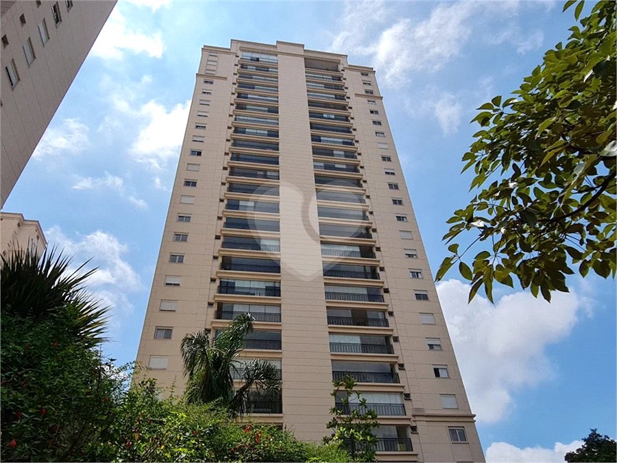 Apartamento à venda com 3 suítes em Jardim Marajoara, São Paulo, SP