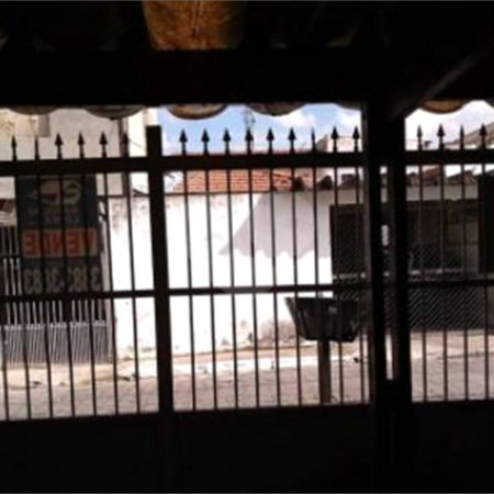 Casa Térrea à venda com 4 quartos, sendo 1 suíte,  em Vila Nivi, São Paulo, SP