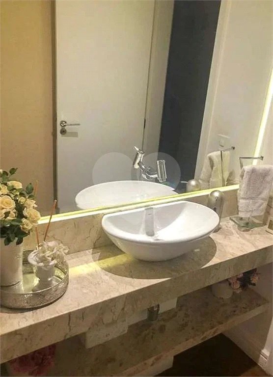Apartamento 204 m² à Venda - Mooca, 4 suítes 4 vagas,Condominio Clube.