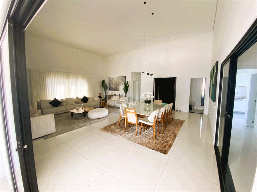 Casa à venda com 3 suítes no condomínio Saint Patrick, Sorocaba - SP
