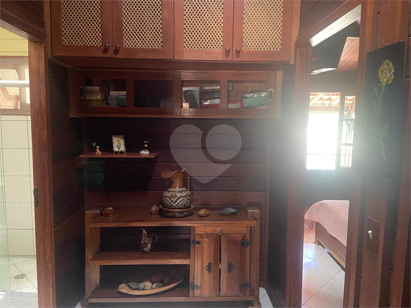 Casa à venda com 3 quartos, sendo 1 suíte,  no Centro, Araçoiaba da Serra, SP