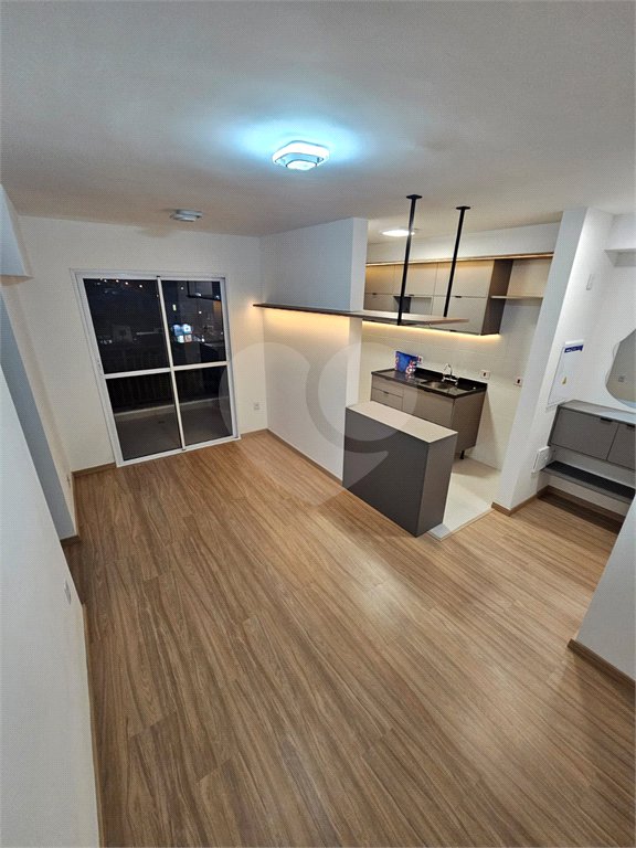 Apartamento para alugar com 2 quartos, sendo 1 suíte,  em Vila Oliveira, Mogi das Cruzes, SP