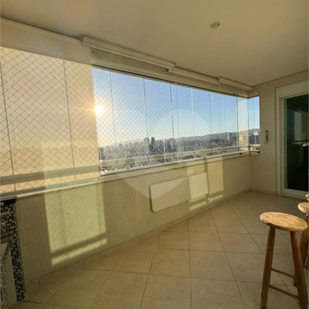 Apartamento à venda com 3 quartos, sendo 1 suíte,  em Vila Dom Pedro II, São Paulo, SP