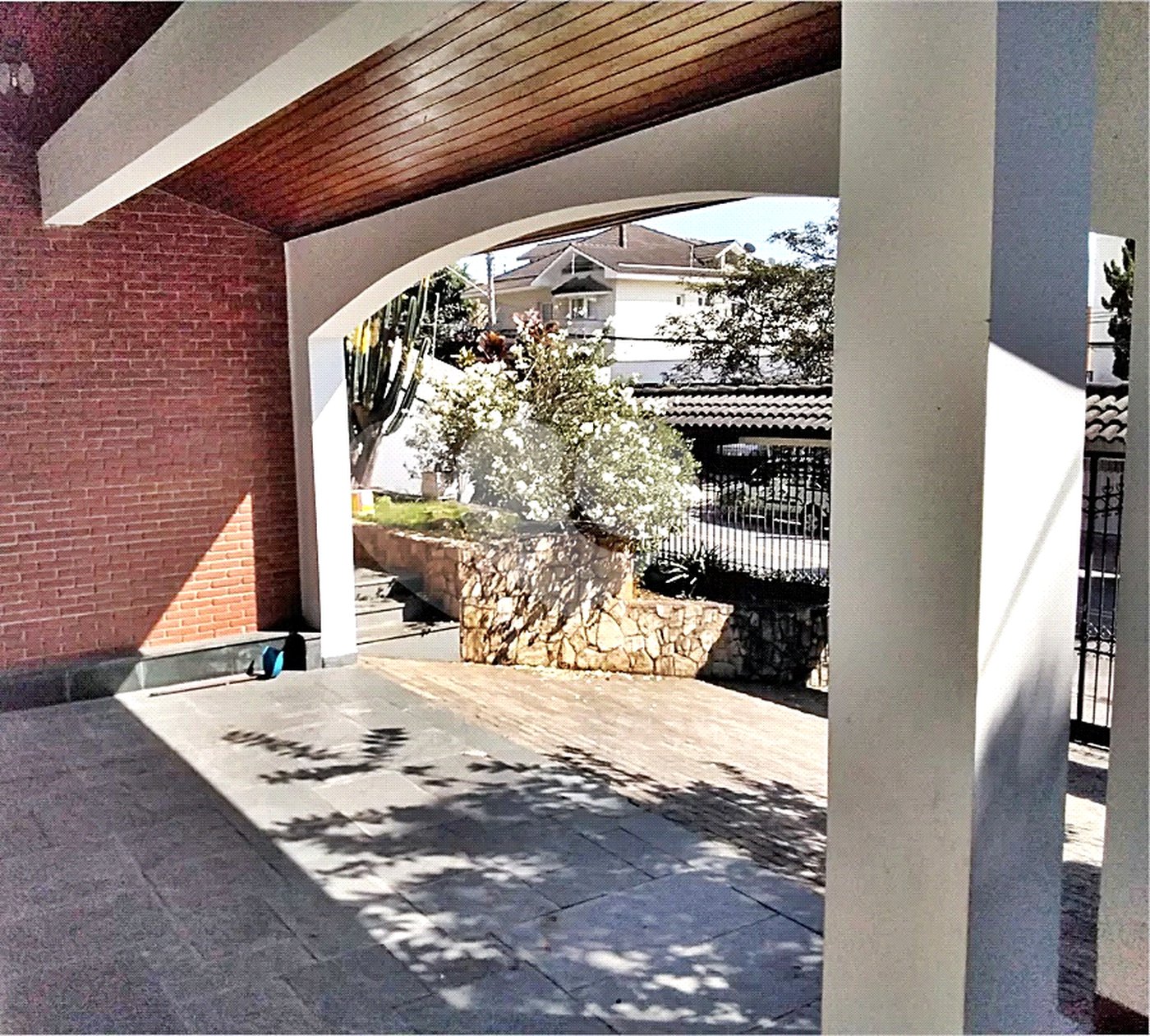 Sobrado à venda com 4 quartos, sendo 2 suítes, em Jardim São Bento, São Paulo, SP