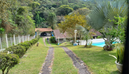 Casa à venda com 3 quartos, sendo 1 suíte,  no condomínio Parque do Alto, Caieiras - SP