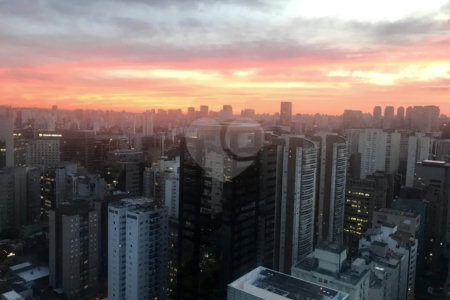 Apartamento venda / locação Vila Nova Conceição, 80m², andar alto, 1 suíte e 2 vagas